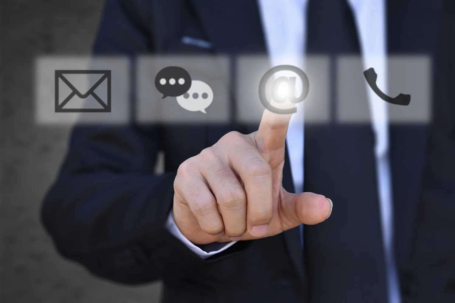 با اسکیف در ارتباط باشید